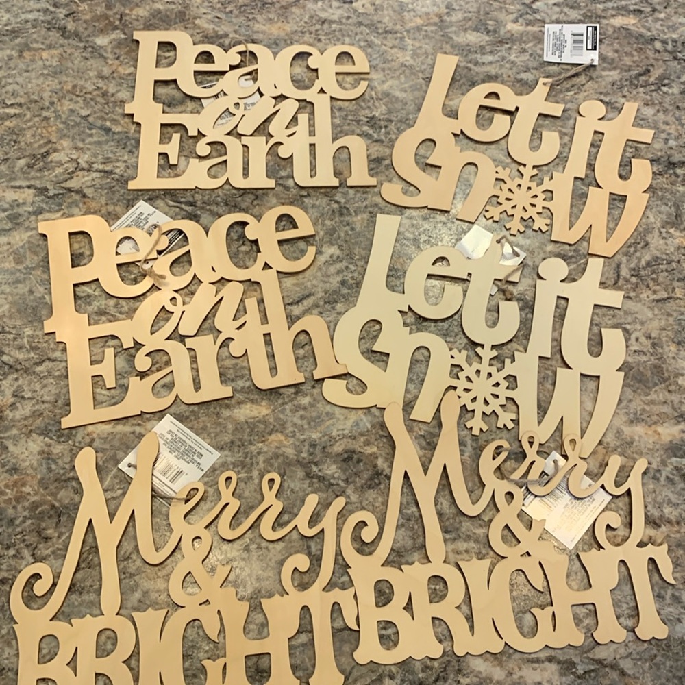 Set of 6 Wood Holiday Hanging Signs